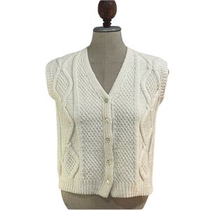 Vintage handcrafted cable knit handmade sweater vest white button-down V-neck S